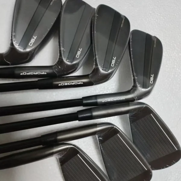 Brand New 790 gen4 black iron Golf Clubs p79.0 Irons black Set 4-9P 7PCS R/S Flex Graphite/Steel Shaft with Head Cover